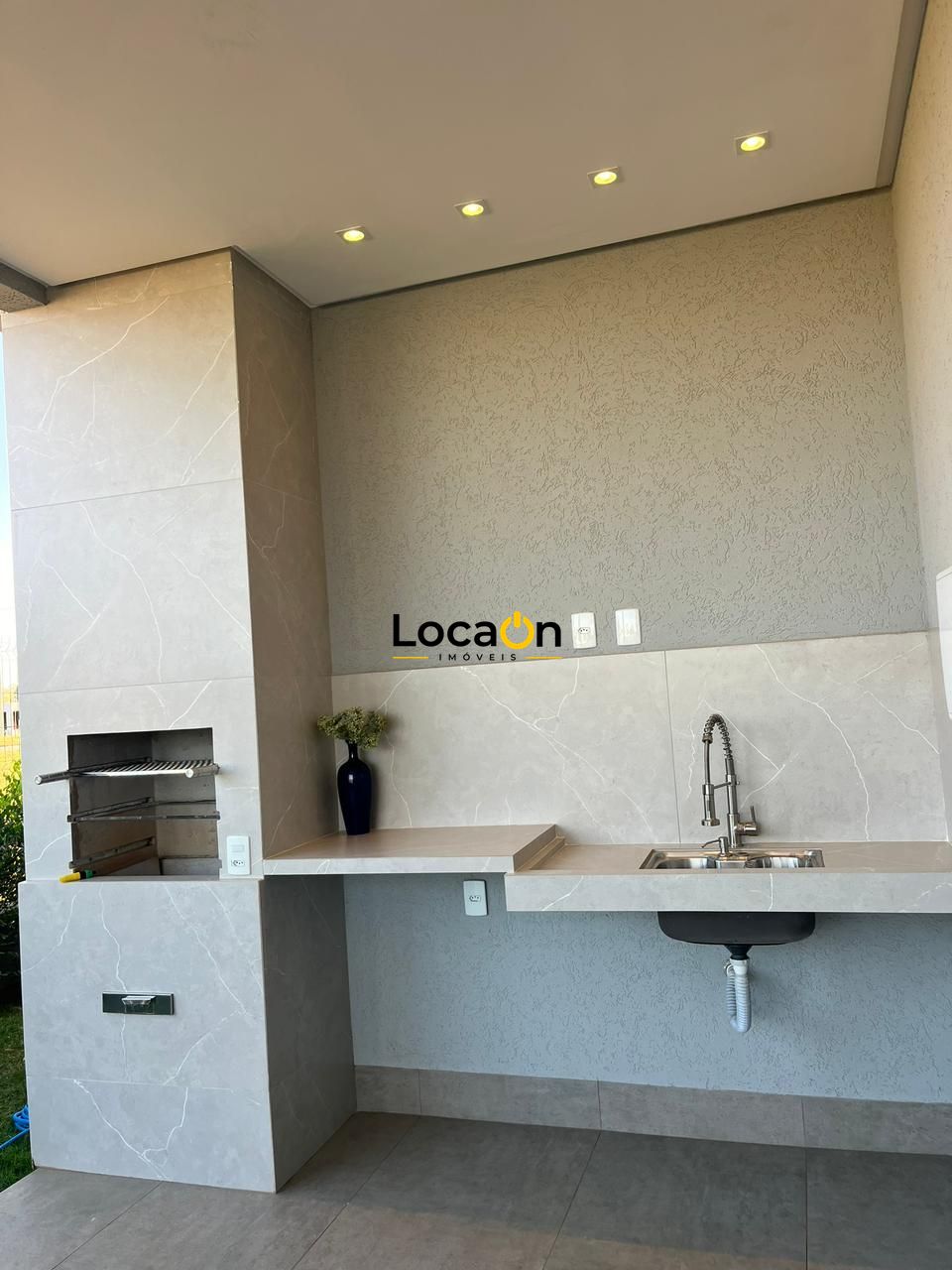 VENDE - Casa Alto Padrão 4 Suítes Condominio Terras Alpha - Goiânia - GO