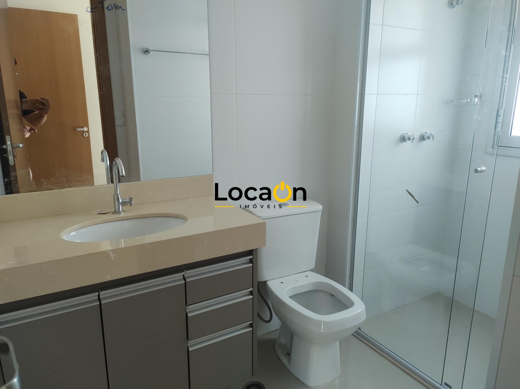Alugo - Apartamento 2 quartos sendo 1 suíte próximo ao Parque Raia