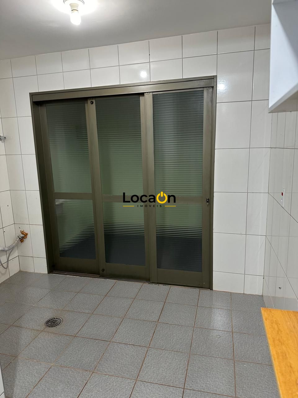VENDE ou ALUGA - Apartamento 2 Dormitórios - Planalto Verde - Ribeirão Preto