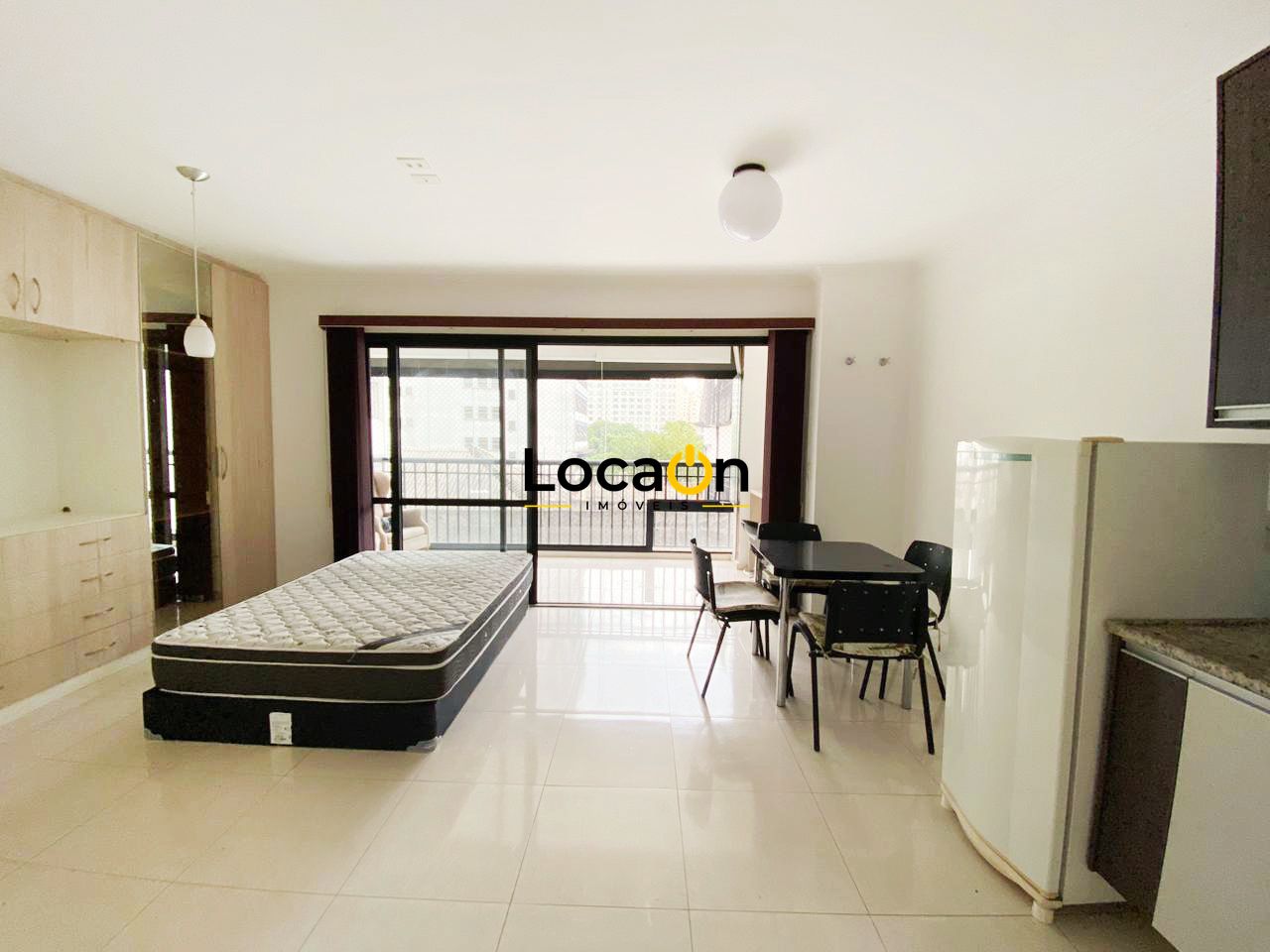 ALUGA - Apartamento Mobiliado 1 dormitorio no Bairro Republica