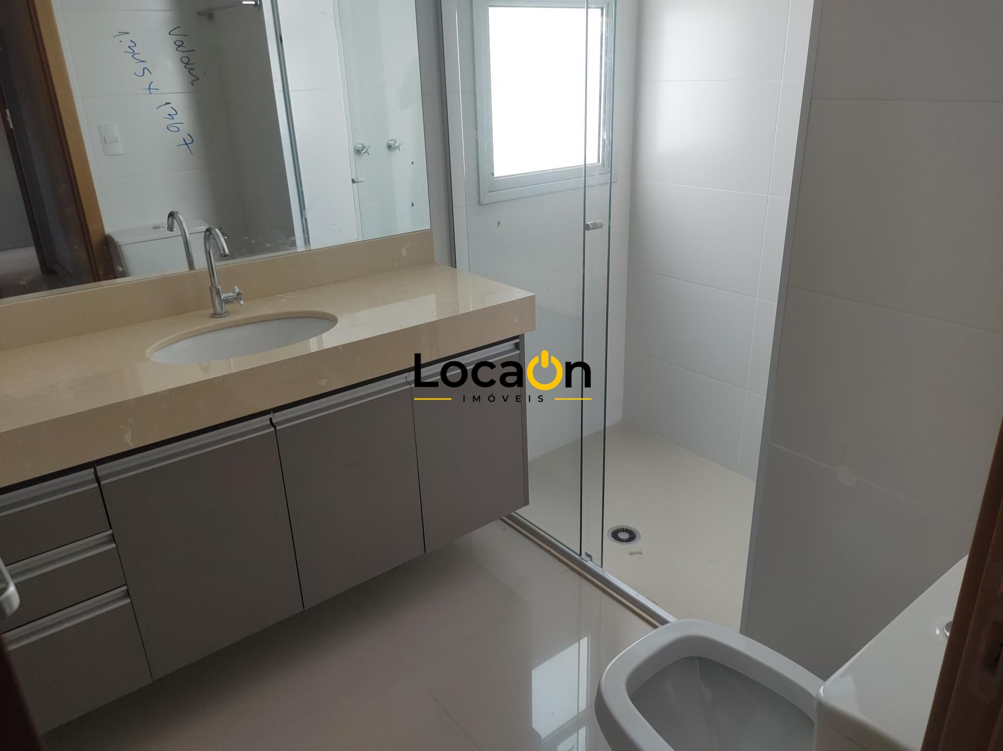 Alugo - Apartamento 2 quartos sendo 1 suíte próximo ao Parque Raia