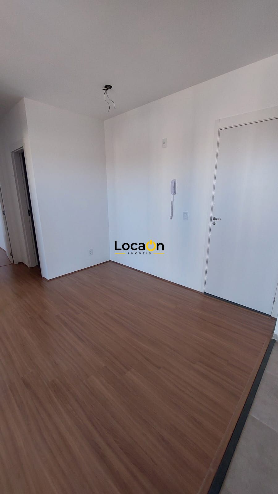 VENDE - Apartamento com 2 Quartos - Jardim Anhanguera - Ribeirão Preto