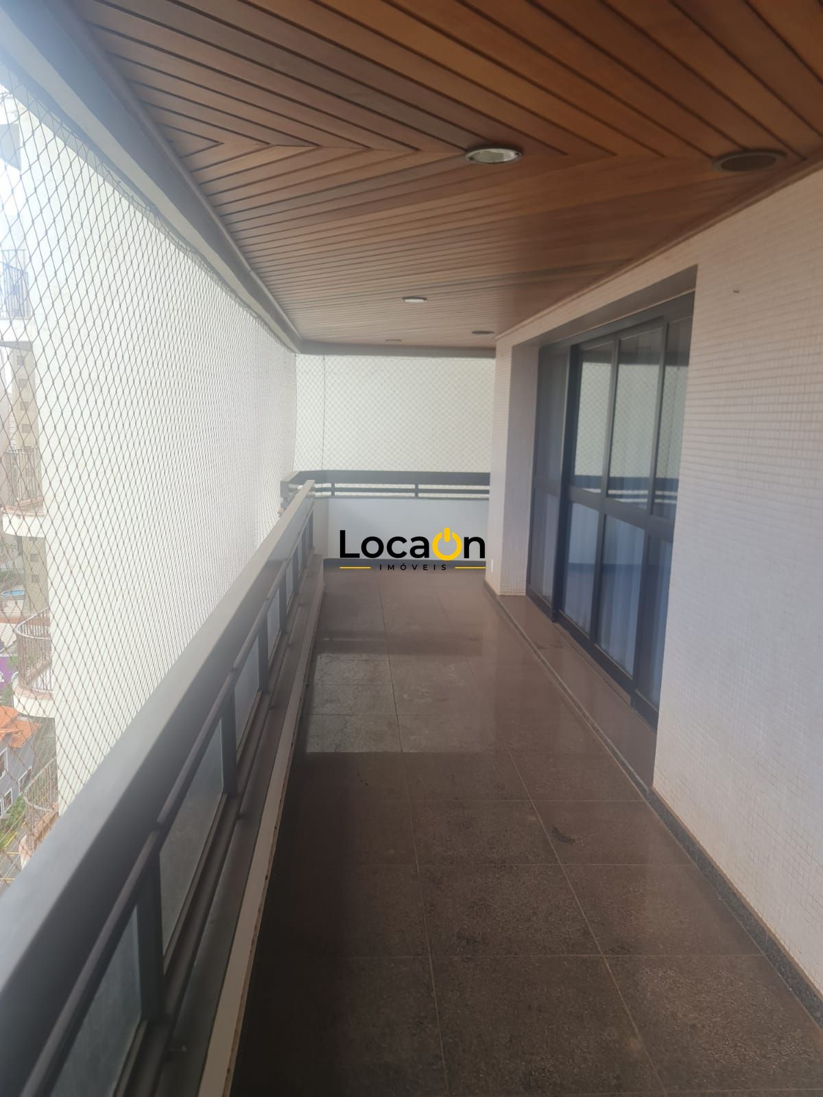 ALUGA - Apartamento com 4 Suítes, 317 m², "Edifício Barão Da Una" Centro - Ribei