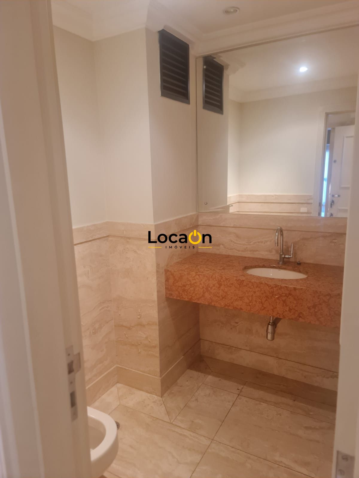 ALUGA - Apartamento com 4 Suítes, 317 m², "Edifício Barão Da Una" Centro - Ribei