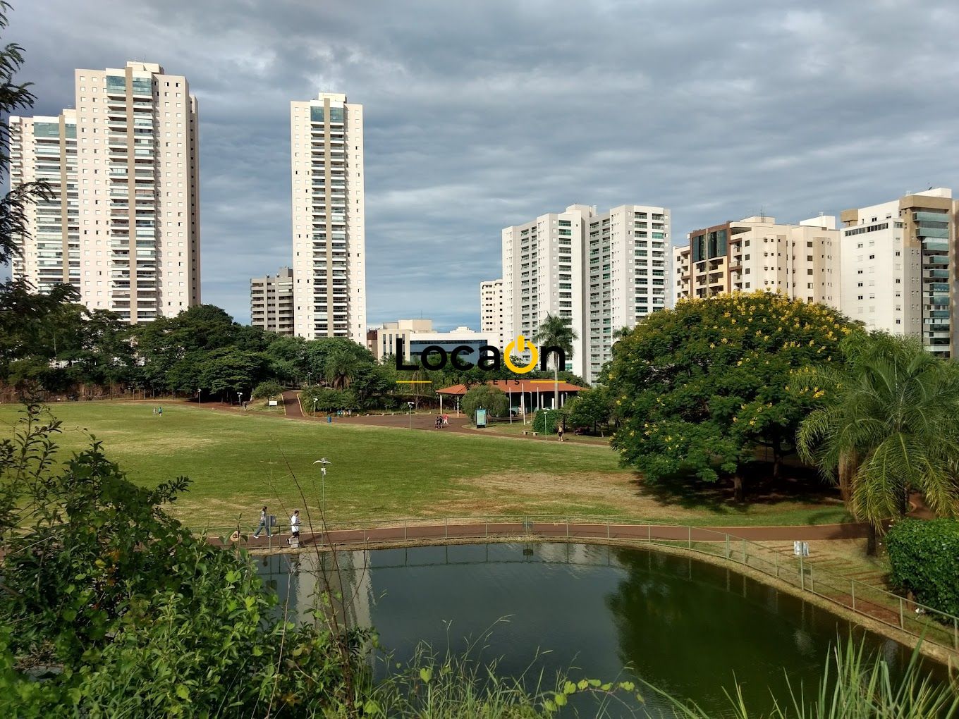 ALUGA - Apartamento 2 quartos e 2 vagas de garagem Jd Botanico