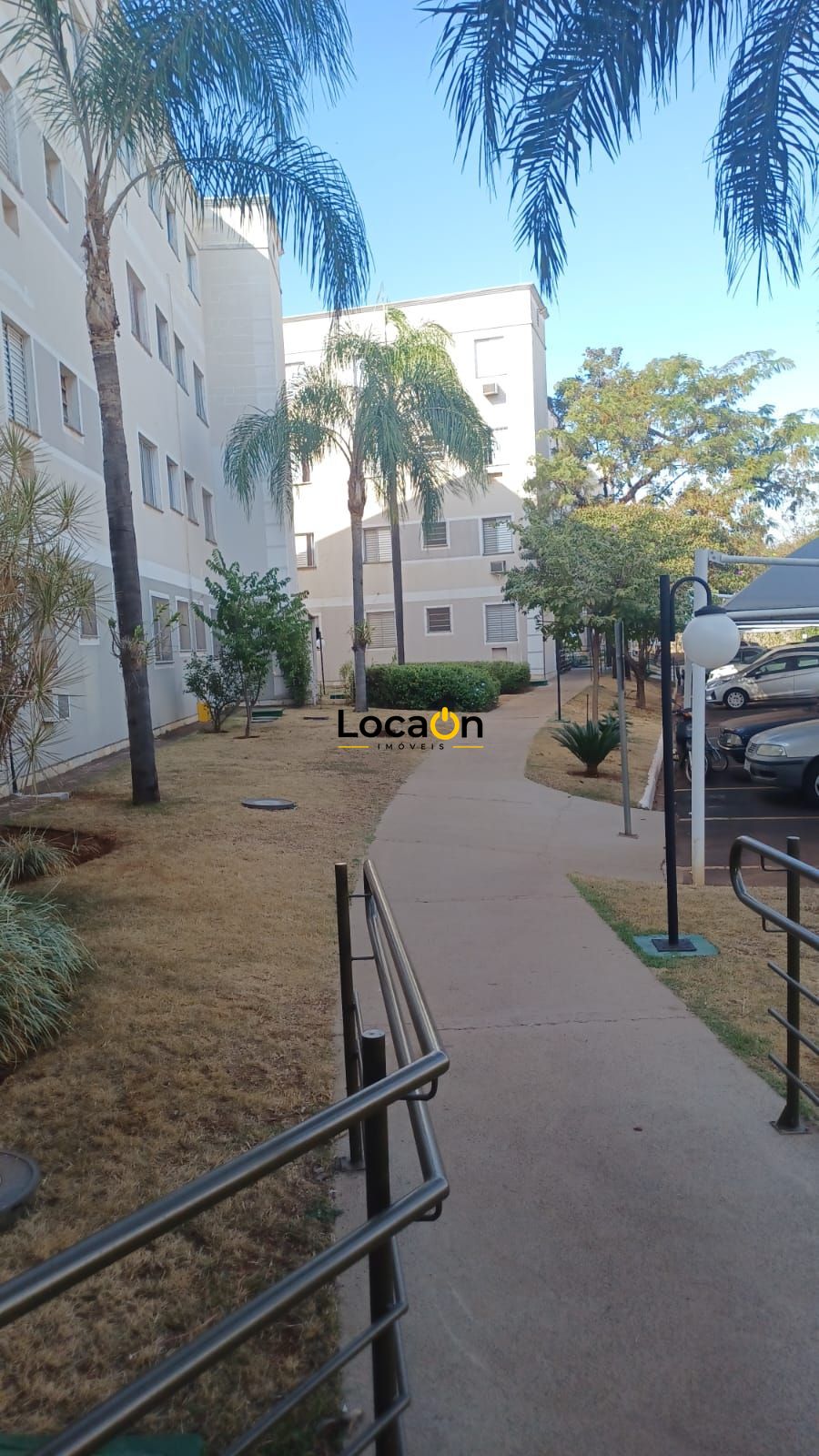 ALUGA - Apartamento no condominio Renascer