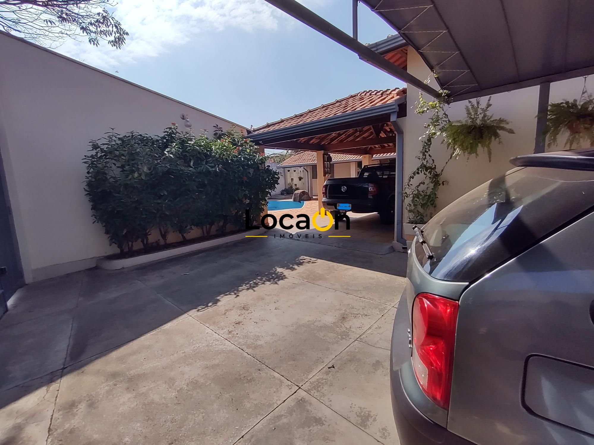 ALUGA ou VENDE - Casa com piscina no Jardim América - Araraquara/SP