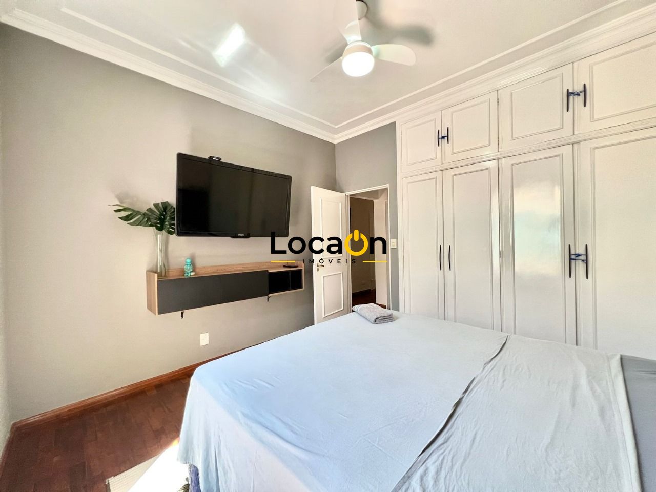 VENDE - Casa Térrea com 2 cozinhas, no barro do Ipiranga - Ribeirão preto