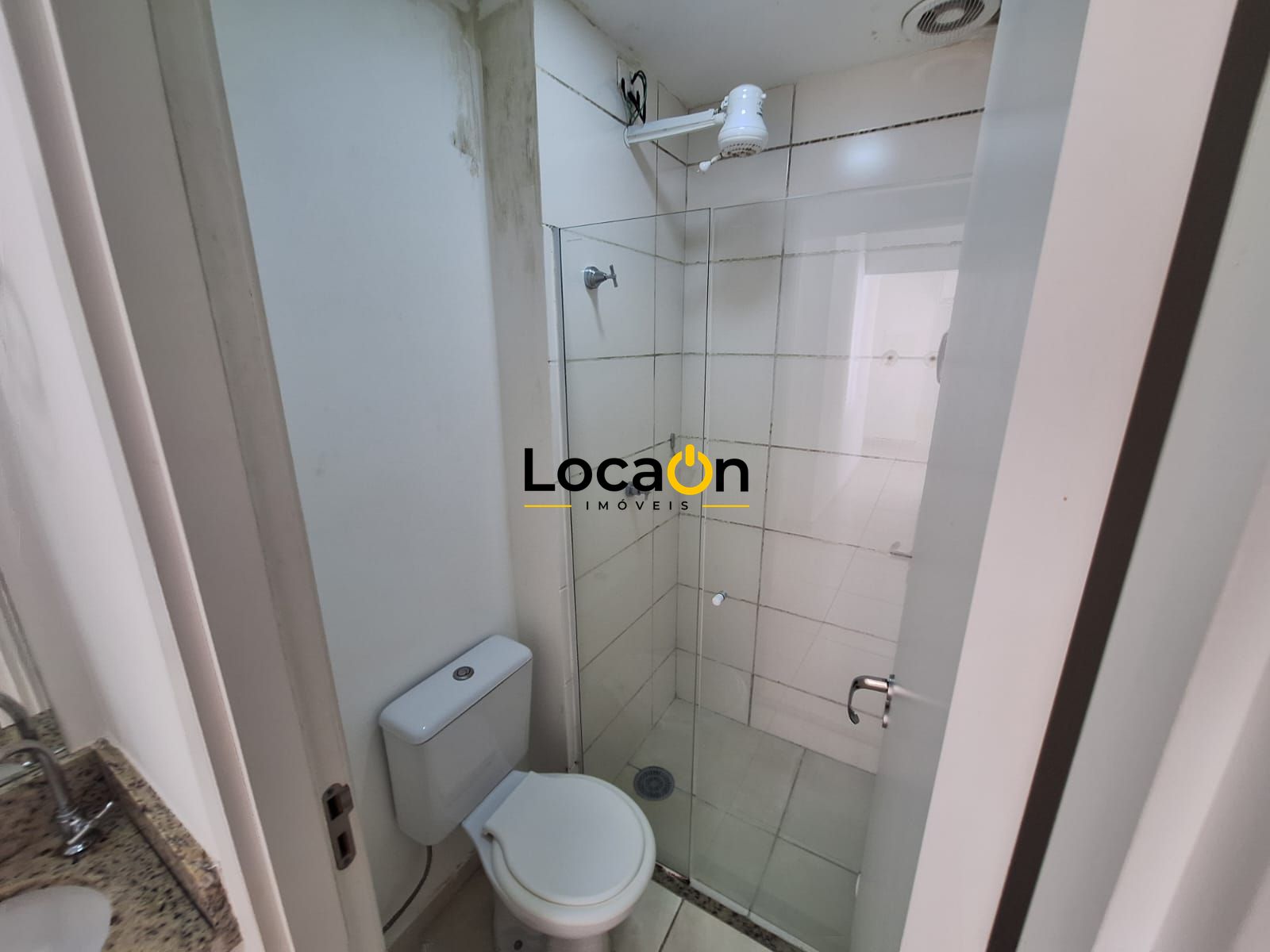 ALUGA- Apartamento 1 dormítório, 1 banheiro e vaga de garagem localizado e Bonfi