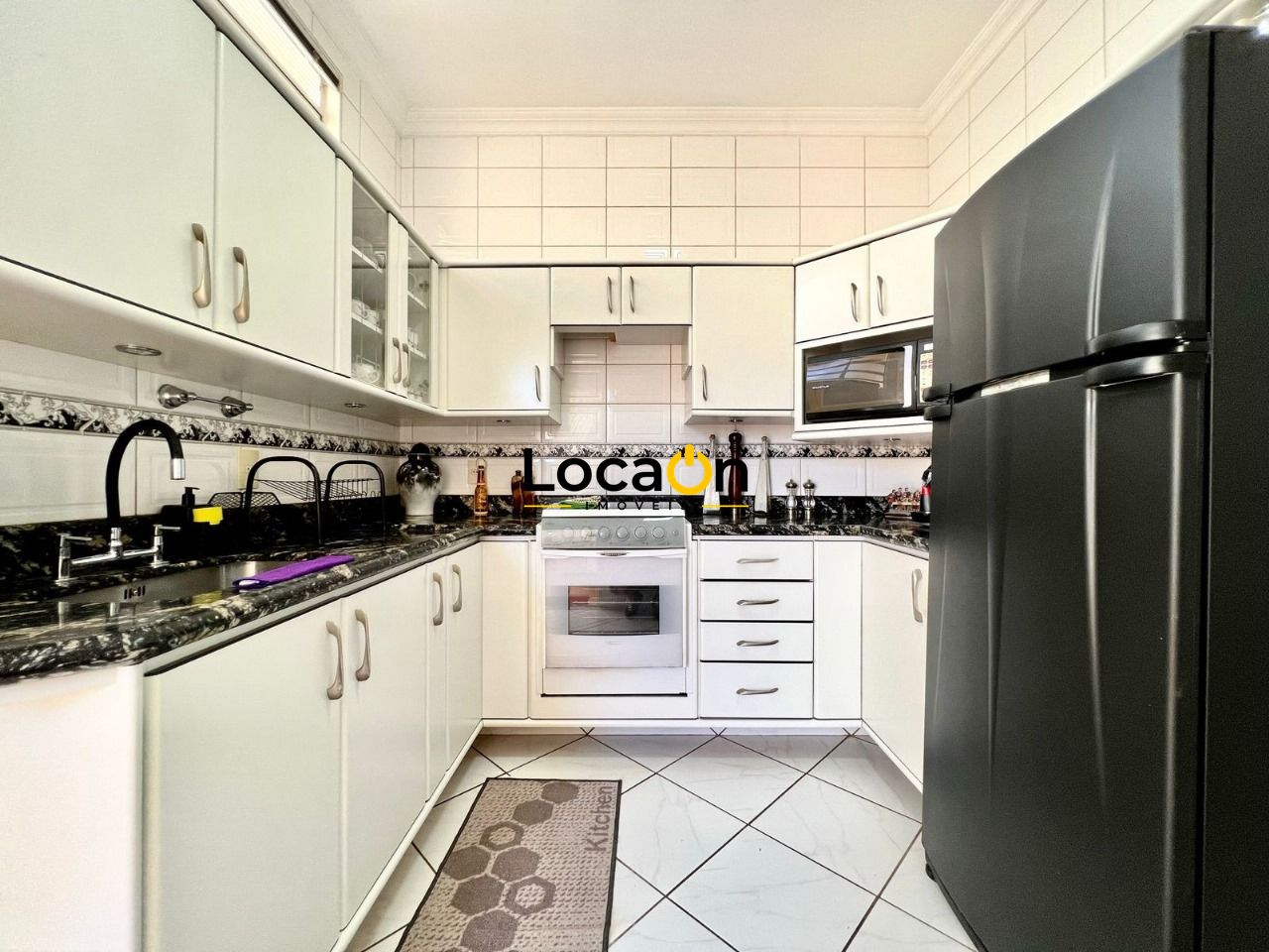 VENDE - Casa Térrea com 2 cozinhas, no barro do Ipiranga - Ribeirão preto