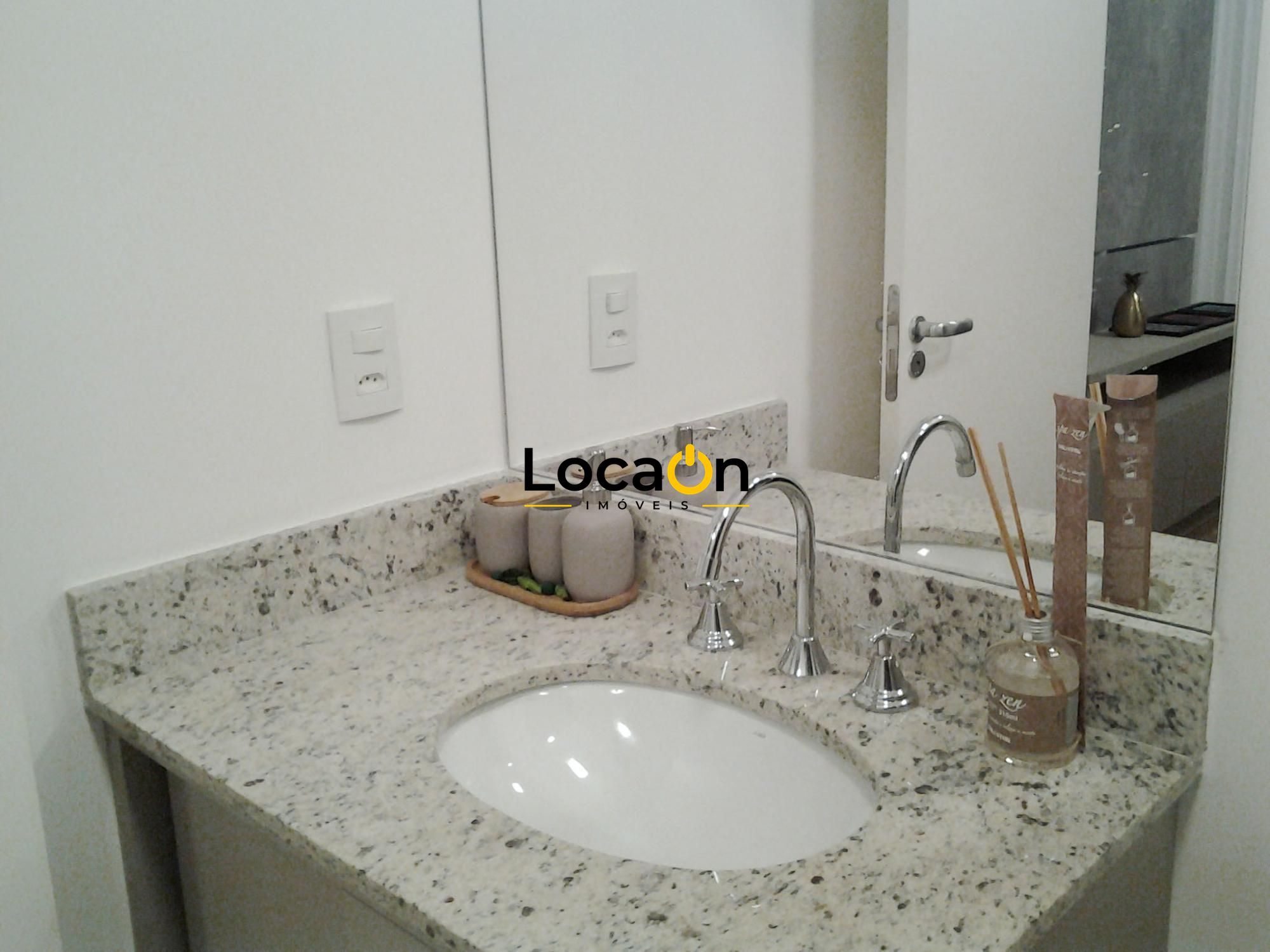 ALUGA - Apartamento Mobiliado 1 dormitorio no Bairro Republica