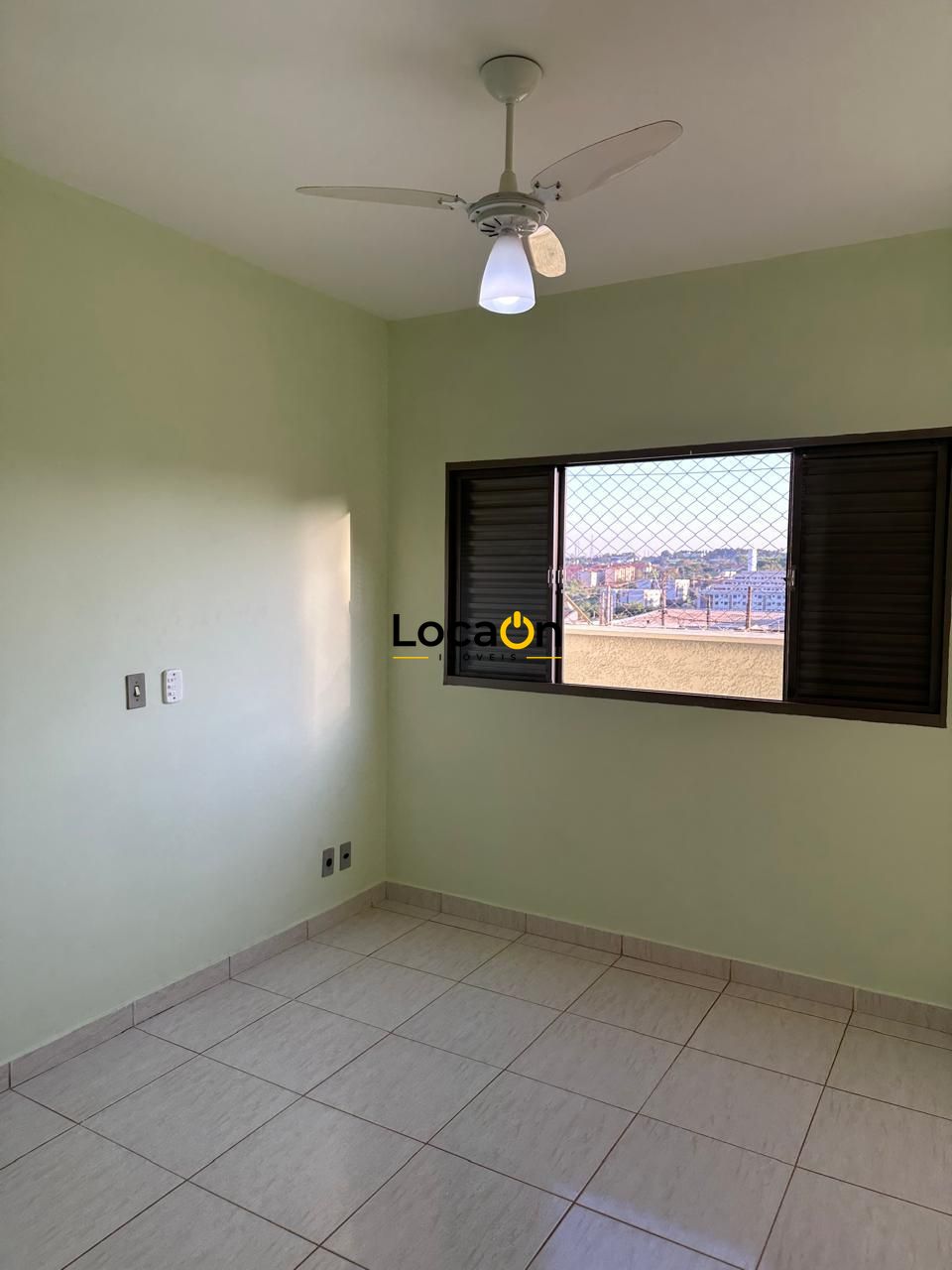 VENDE ou ALUGA - Apartamento 2 Dormitórios - Planalto Verde - Ribeirão Preto
