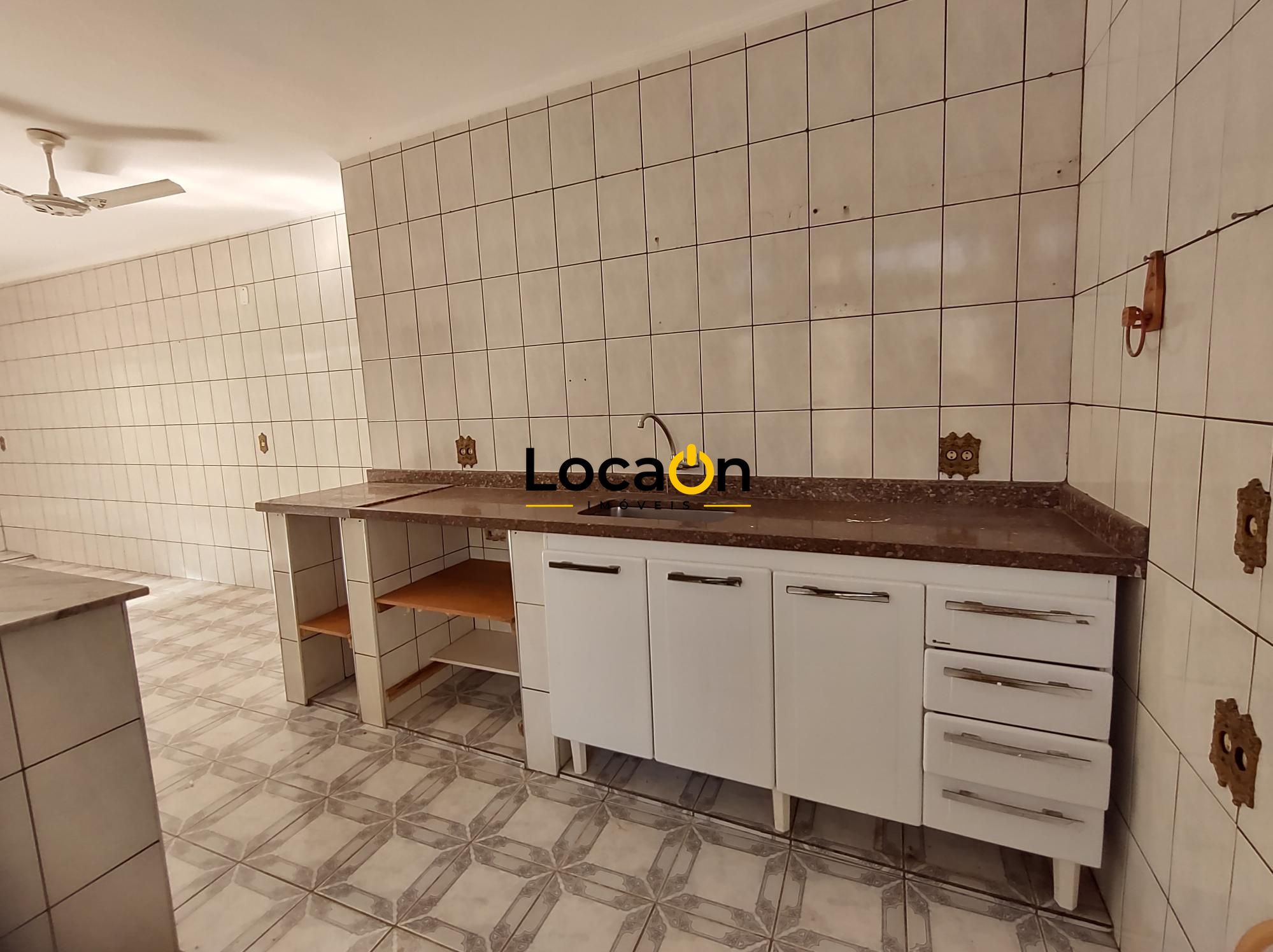 VENDE - Casa 3 dormitórios no Campos Eliseos - Ribeirão Preto