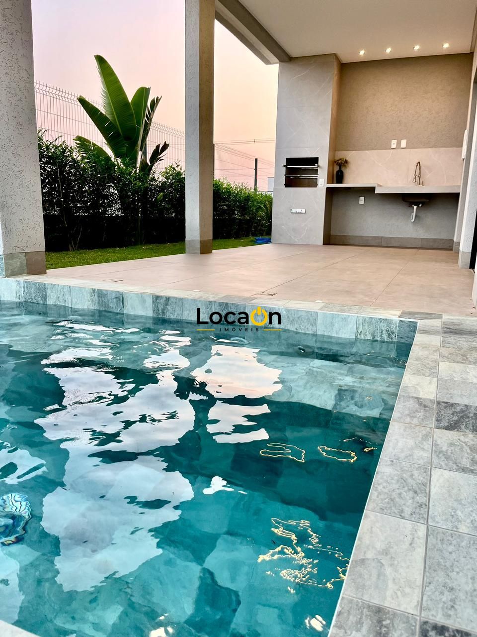 VENDE - Casa Alto Padrão 4 Suítes Condominio Terras Alpha - Goiânia - GO