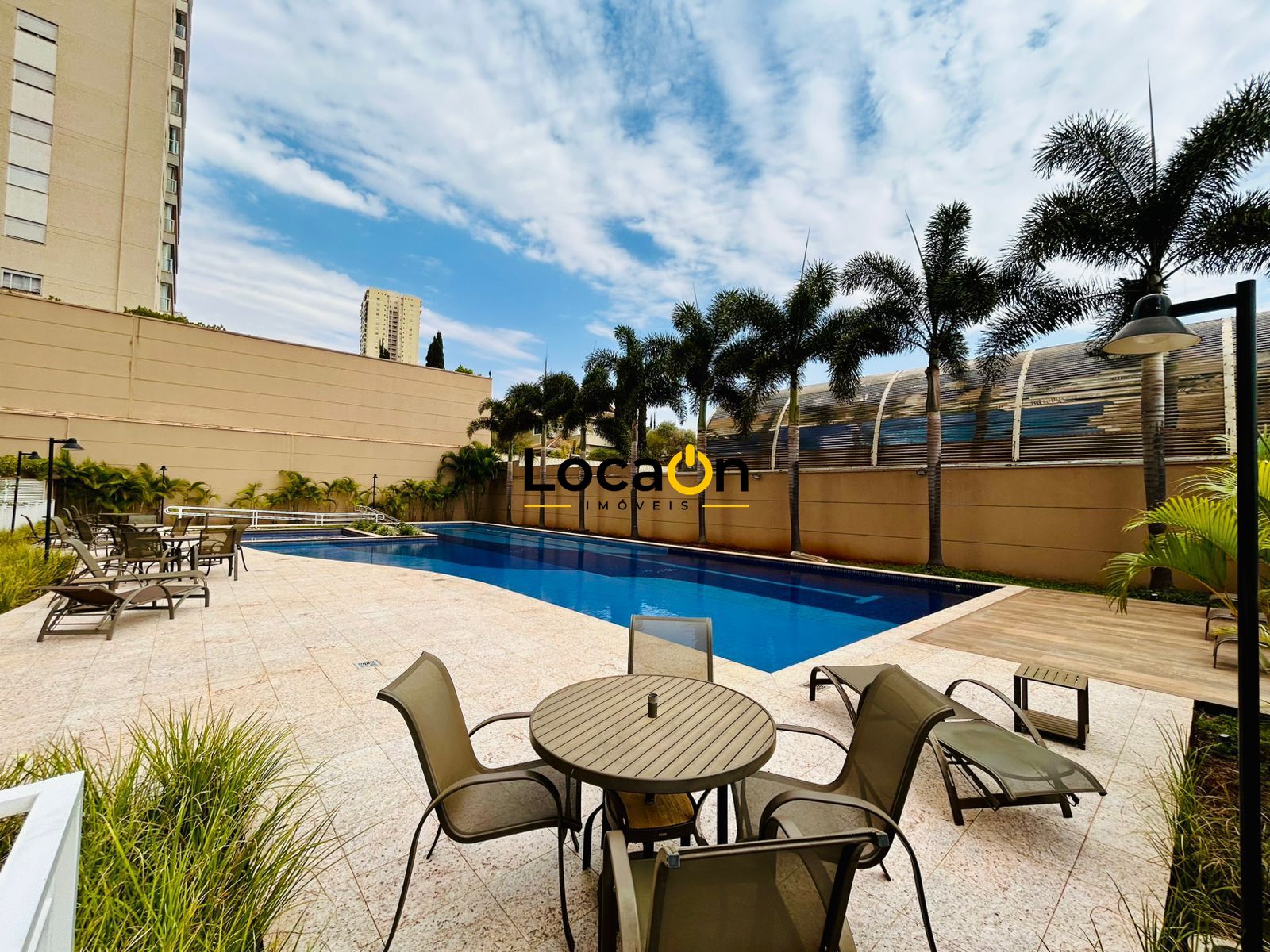 VENDE - Apartamento 156m², 3 Suítes e Varanda Gourmet no Jardim Botânico