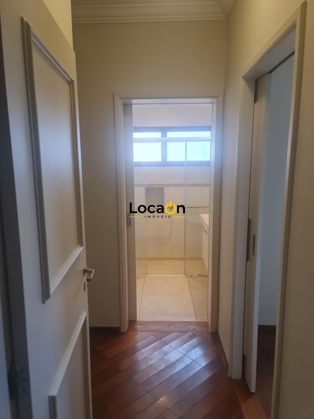ALUGA - Apartamento com 4 Suítes, 317 m², "Edifício Barão Da Una" Centro - Ribei