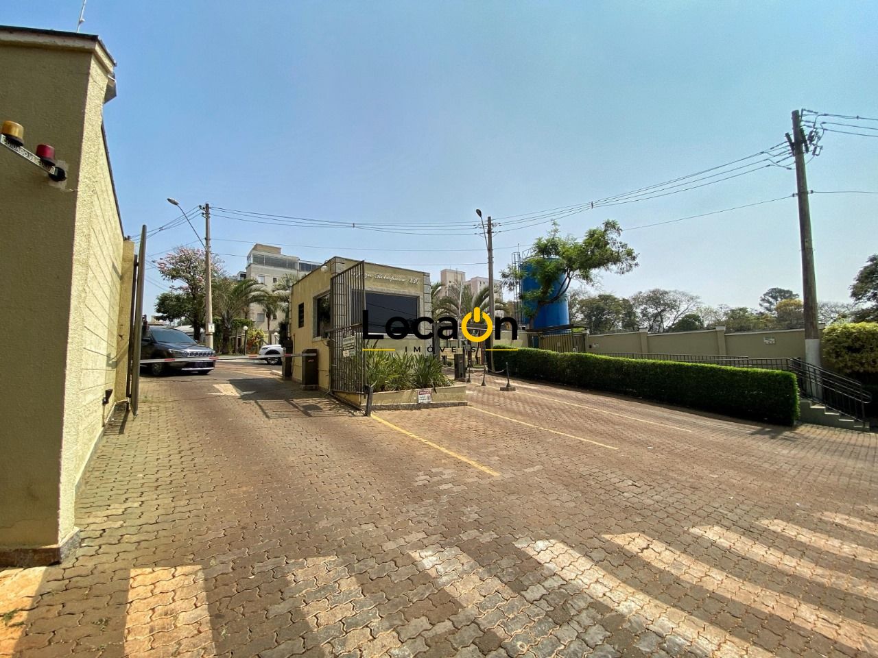 VENDE - Apartamento, 2 quartos com armarios, cozinha americana - City Ribeirão