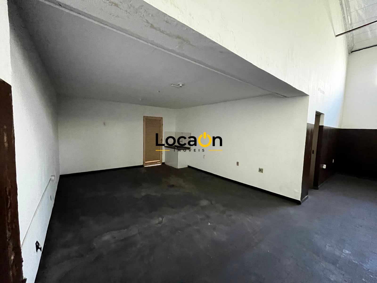ALUGA - Galpão com 320m² bairro Tanquinho - Ribeirão Preto SP