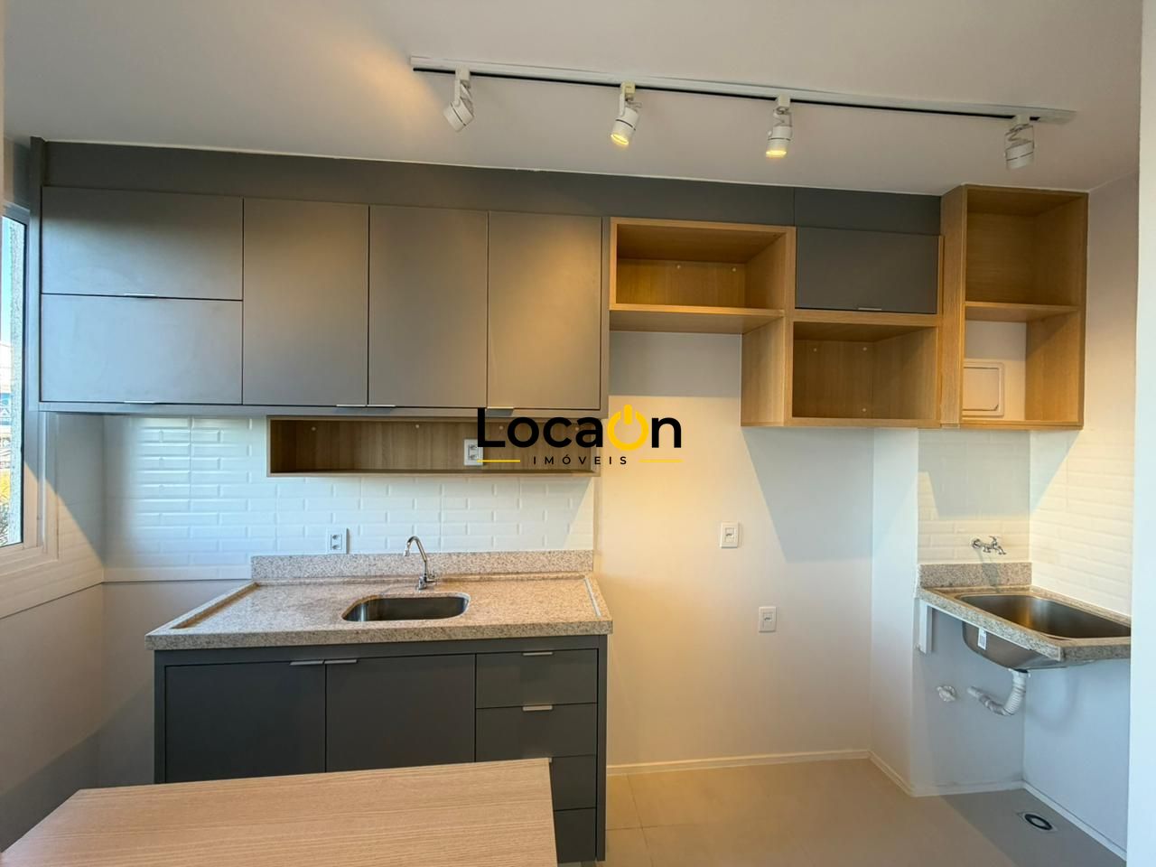 ALUGA- Apartamento 2 Quartos no setor Criméia - ao lado do Shopping - Goiania GO
