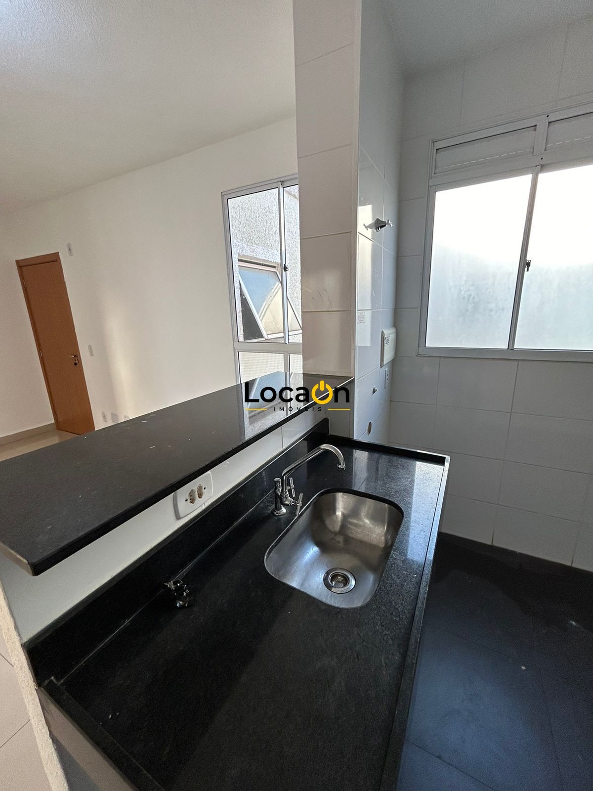 VENDE - Apartamento 2 dormitórios no Condomínio Palácio Imperial - Ribeirão Pre