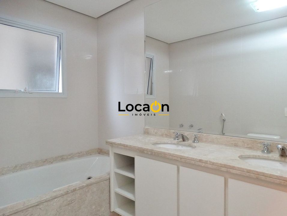 ALUGA - Apartamento Mobiliado com 3 Suítes, Alto Padrão no Brooklin - São Paulo