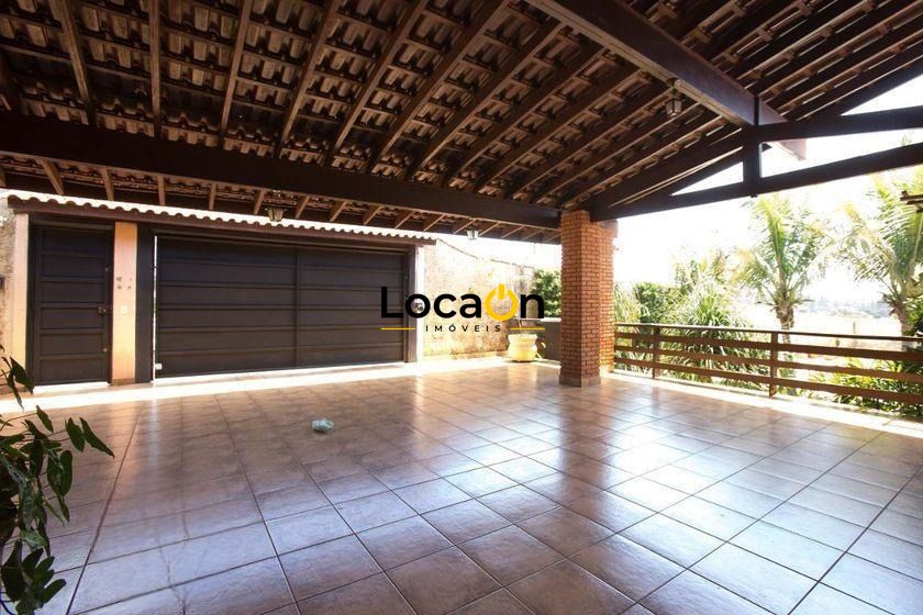 Casa, 3 quartos, 950 m² - Foto 2