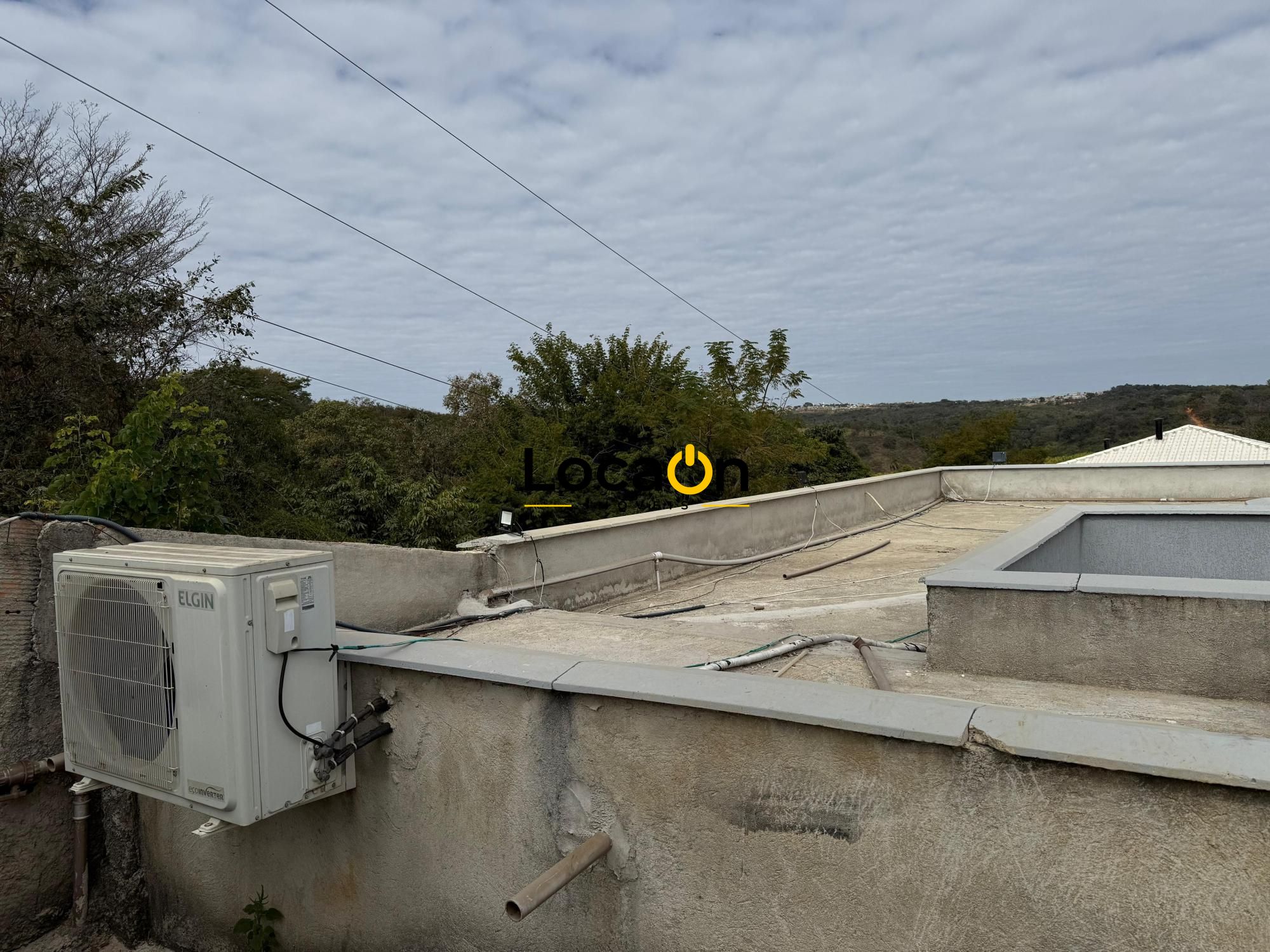 VENDE - Sitio em Esmeraldas-MG com Casa de luxo.