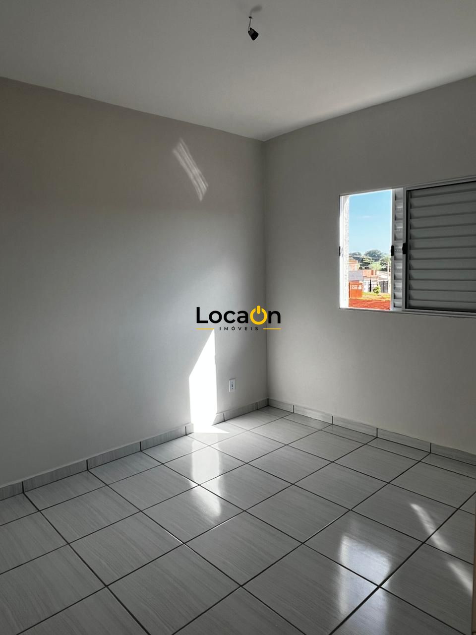 Vende- se Casa Nova em Cravinhos no Jardim Aliança