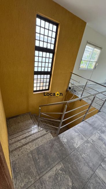 ALUGA casa comercial no bairro Serra em Belo Horizonte.