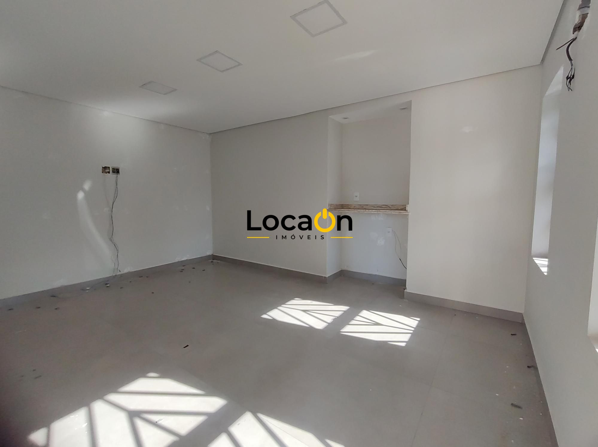ALUGA - Imóvel Comercial na Zona Sul com 8 salas