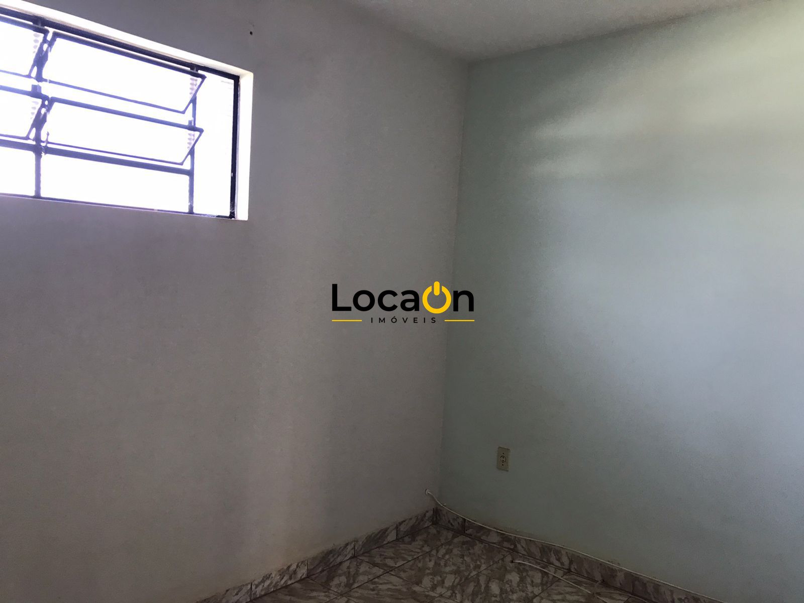ALUGA- Apartamento 2 dormitórios, 1 banheiro localizado No planalto verde Ribeir