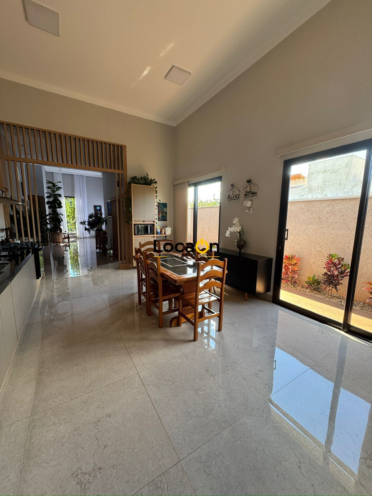 Vende-se casa no Quinta dos Ventos em Bonfim Paulista
