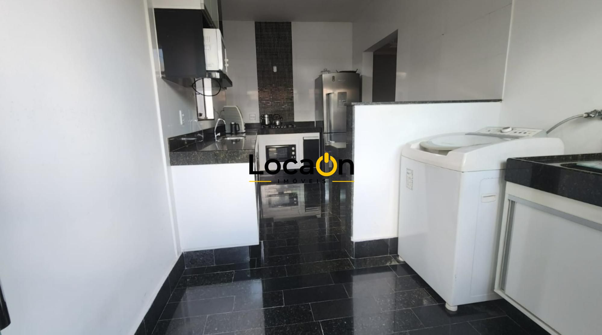 ALUGA-SE casa comercial com 3 quartos no bairro Castelo em Belo Horizonte
