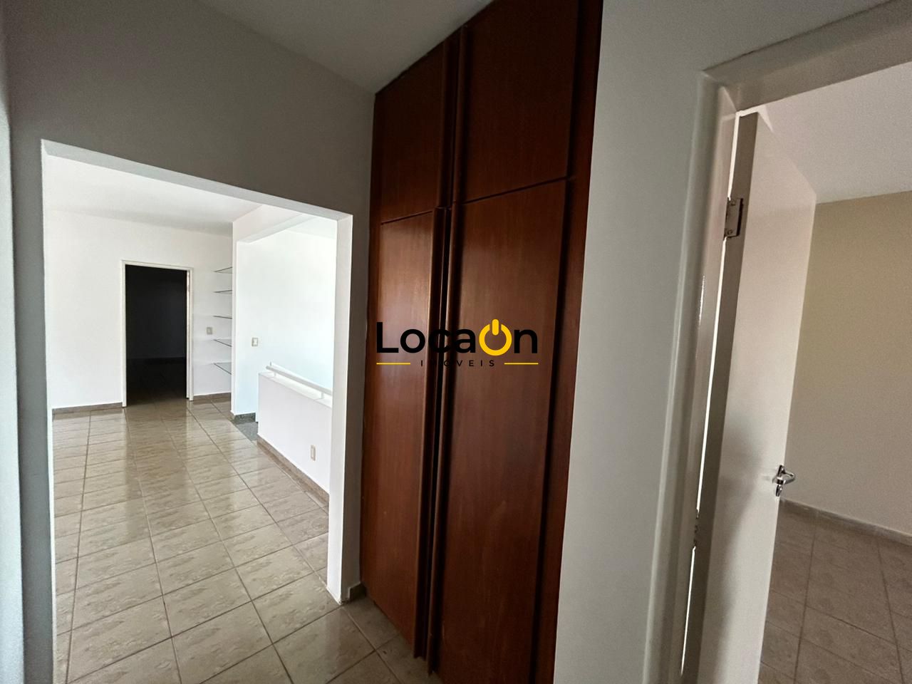 ALUGA - Casa/Sobrado 4 quartos com suítes - Bairro Jd Planalto - Goiânia