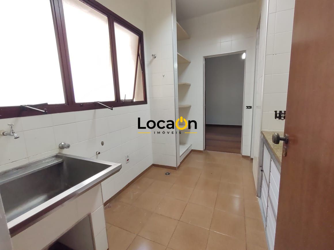 ALUGA - Apartamento no centro 3 Dormitórios