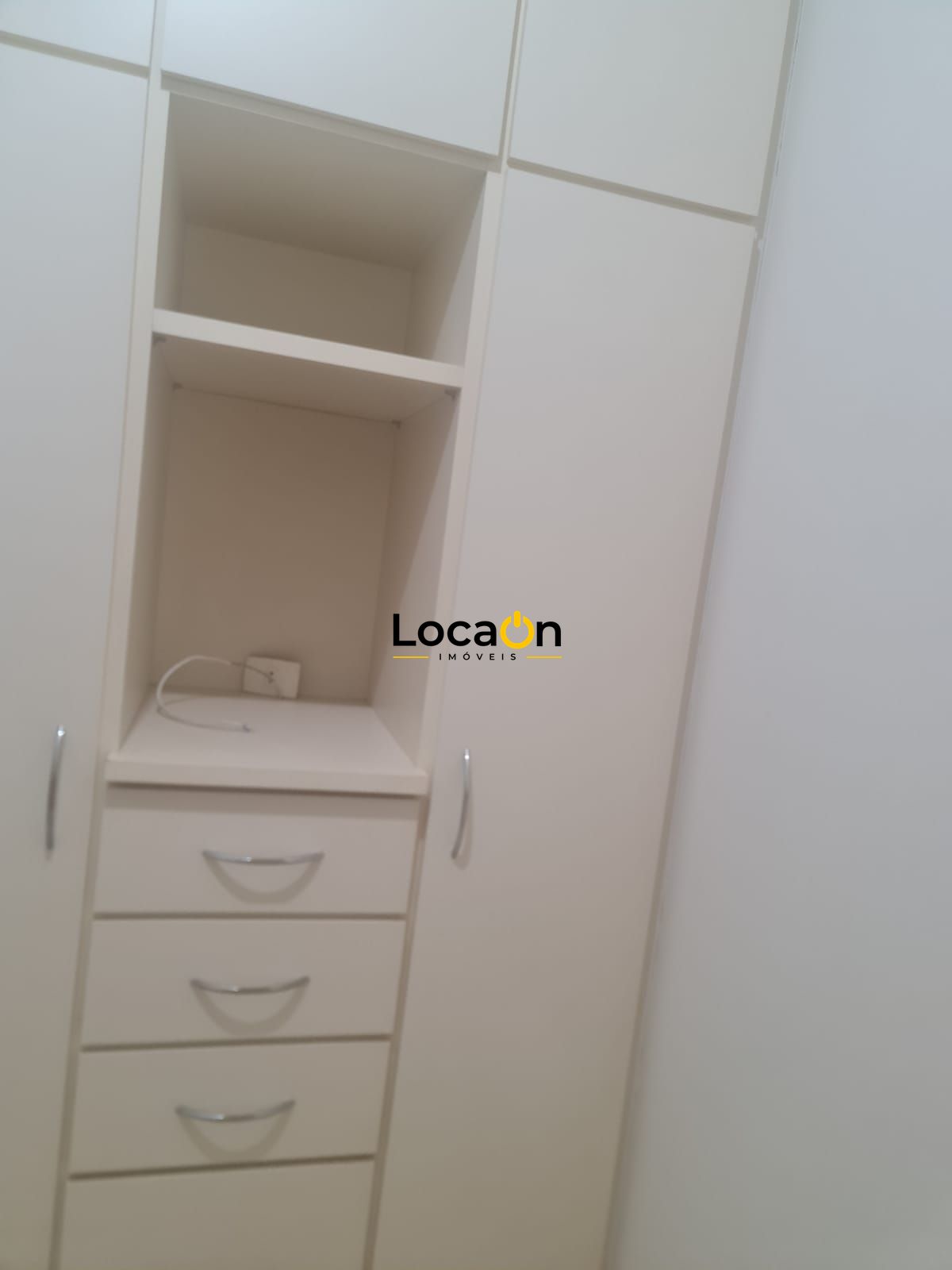 ALUGA - Apartamento com 4 Suítes, 317 m², "Edifício Barão Da Una" Centro - Ribei