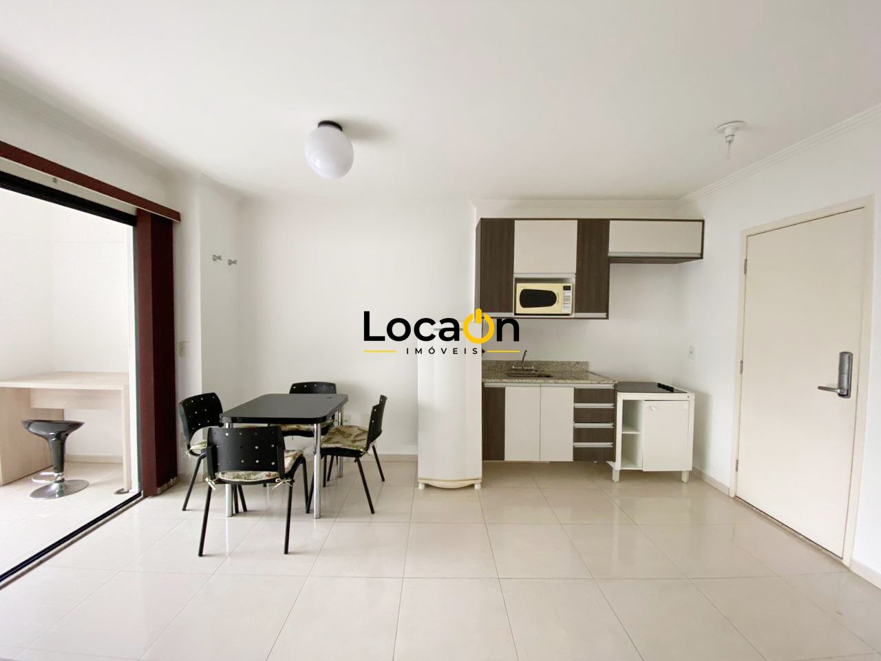 ALUGA - Apartamento Mobiliado 1 dormitorio no Bairro Republica