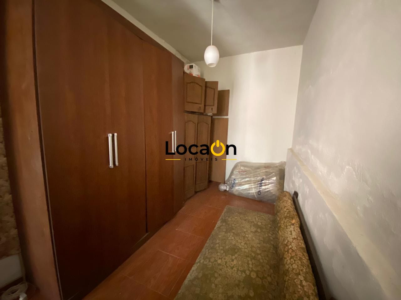 VENDE - Casa com 5 Quartos - Bairro Cidade Nova - Belo Horizonte