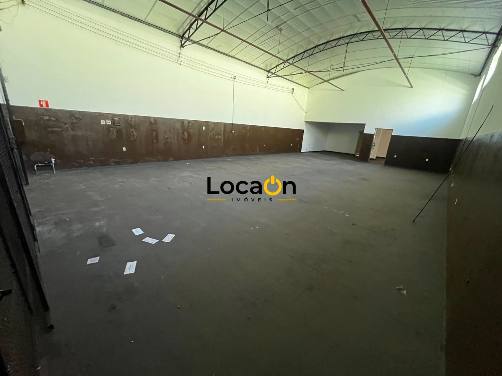 ALUGA - Galpão com 320m² bairro Tanquinho - Ribeirão Preto SP