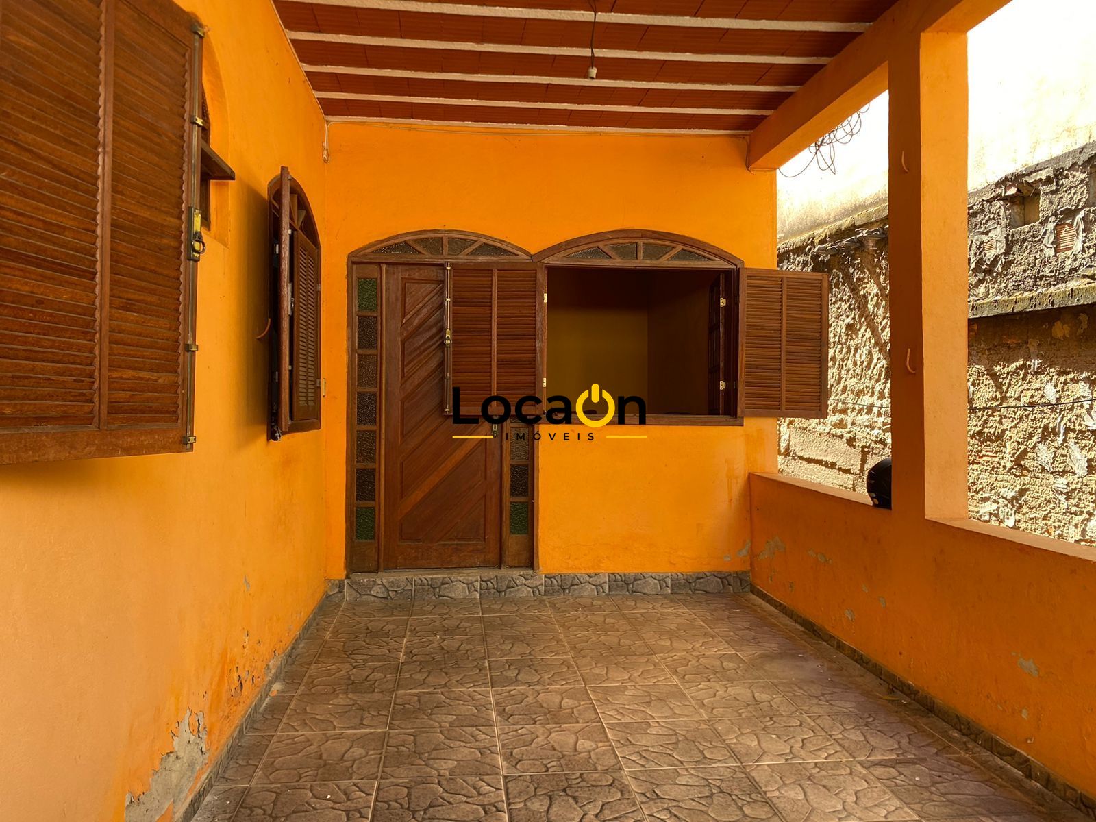 VENDE - Casa com 5 Quartos - Bairro Cidade Nova - Belo Horizonte
