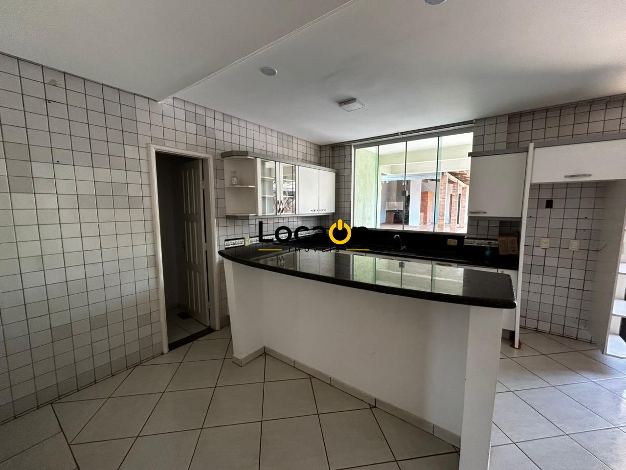 ALUGA - Casa/Sobrado 4 quartos com suítes - Bairro Jd Planalto - Goiânia