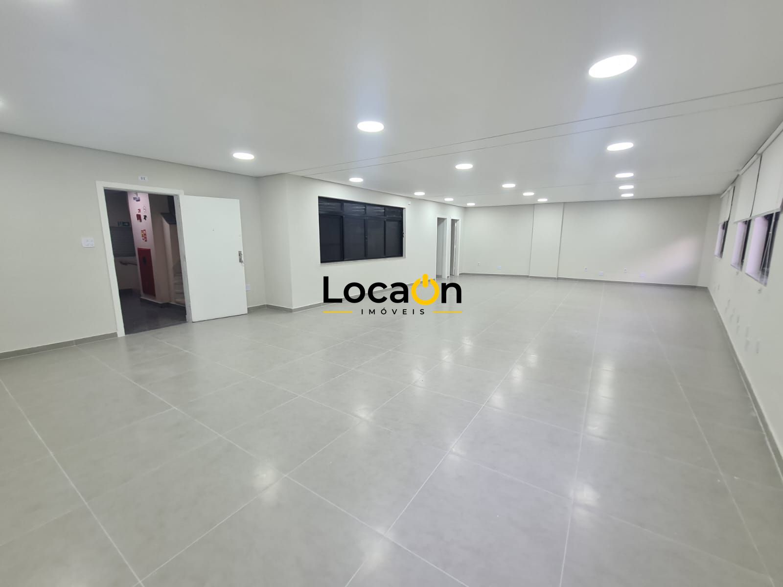 ALUGA - Conjunto Comercial / Sala para alugar 105 m² no centro de São Paulo/SP