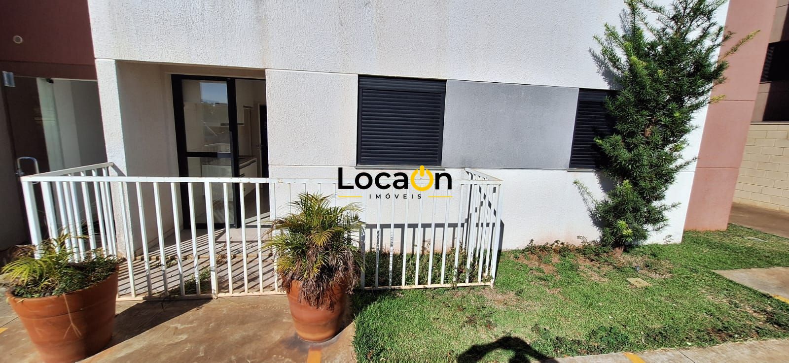 ALUGA- Apartamento 1 dormítório, 1 banheiro e vaga de garagem localizado e Bonfi