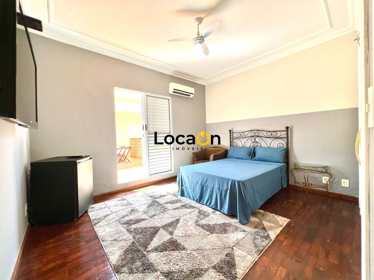 VENDE - Casa Térrea com 2 cozinhas, no barro do Ipiranga - Ribeirão preto