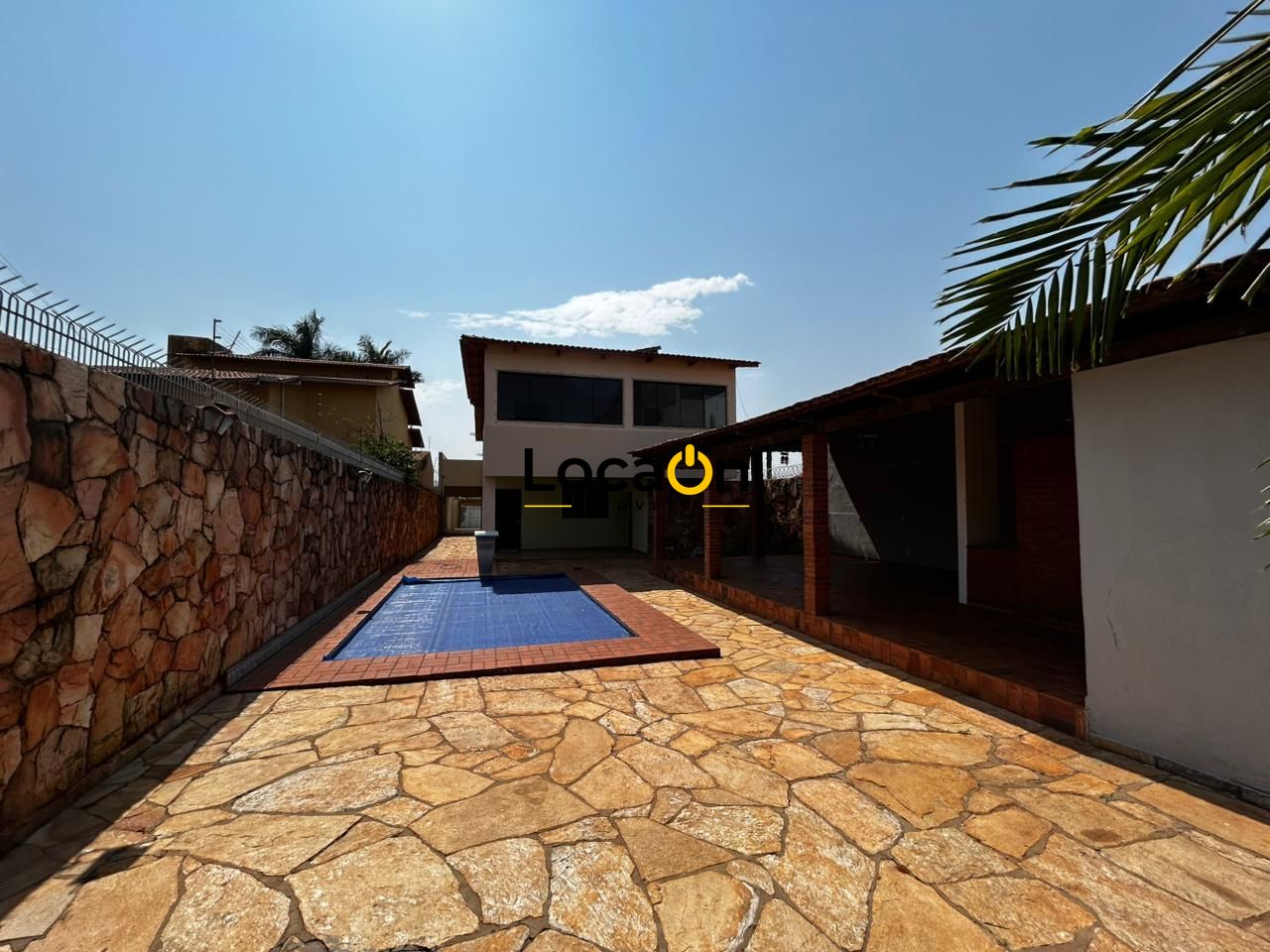 ALUGA - Casa/Sobrado 4 quartos com suítes - Bairro Jd Planalto - Goiânia