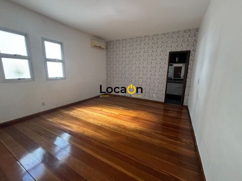 ALUGA - Casa Comercial ou Residencial no bairro Castelo em Belo Horizonte.