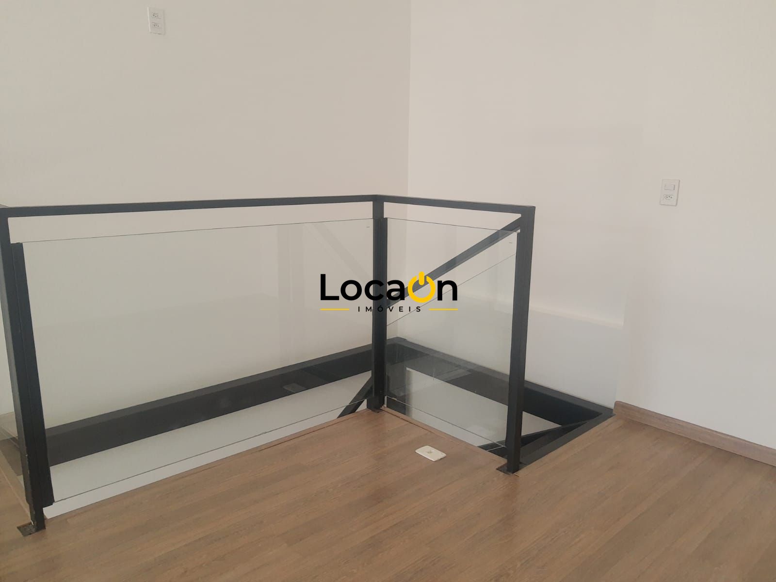 Loja no NEO pronta com ar condicionado para lugar em Ribeirão Preto.