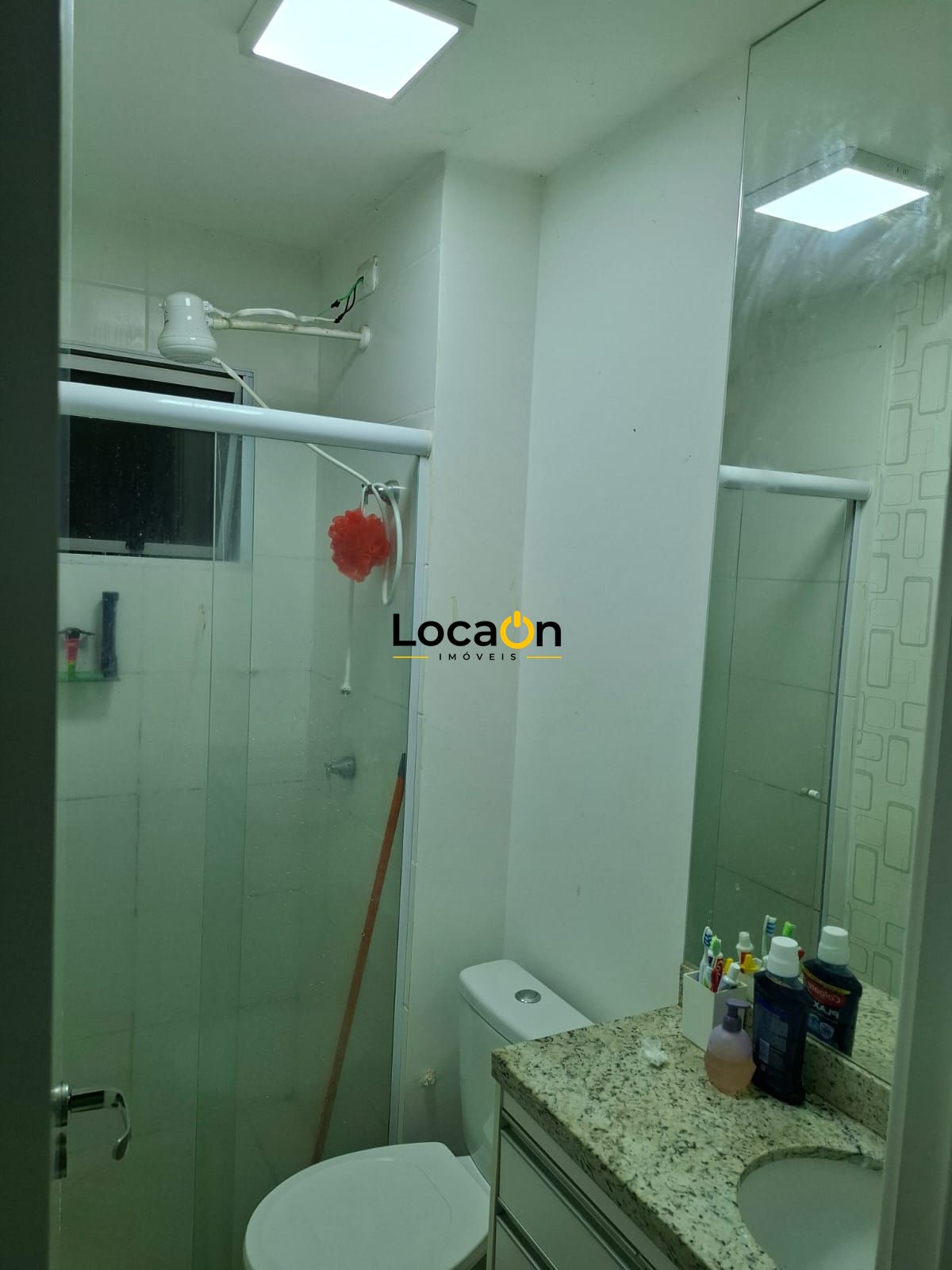 VENDE - Apartamento 2 Quartos com sacada no Bairro Ipiranga - Ribeirão Preto