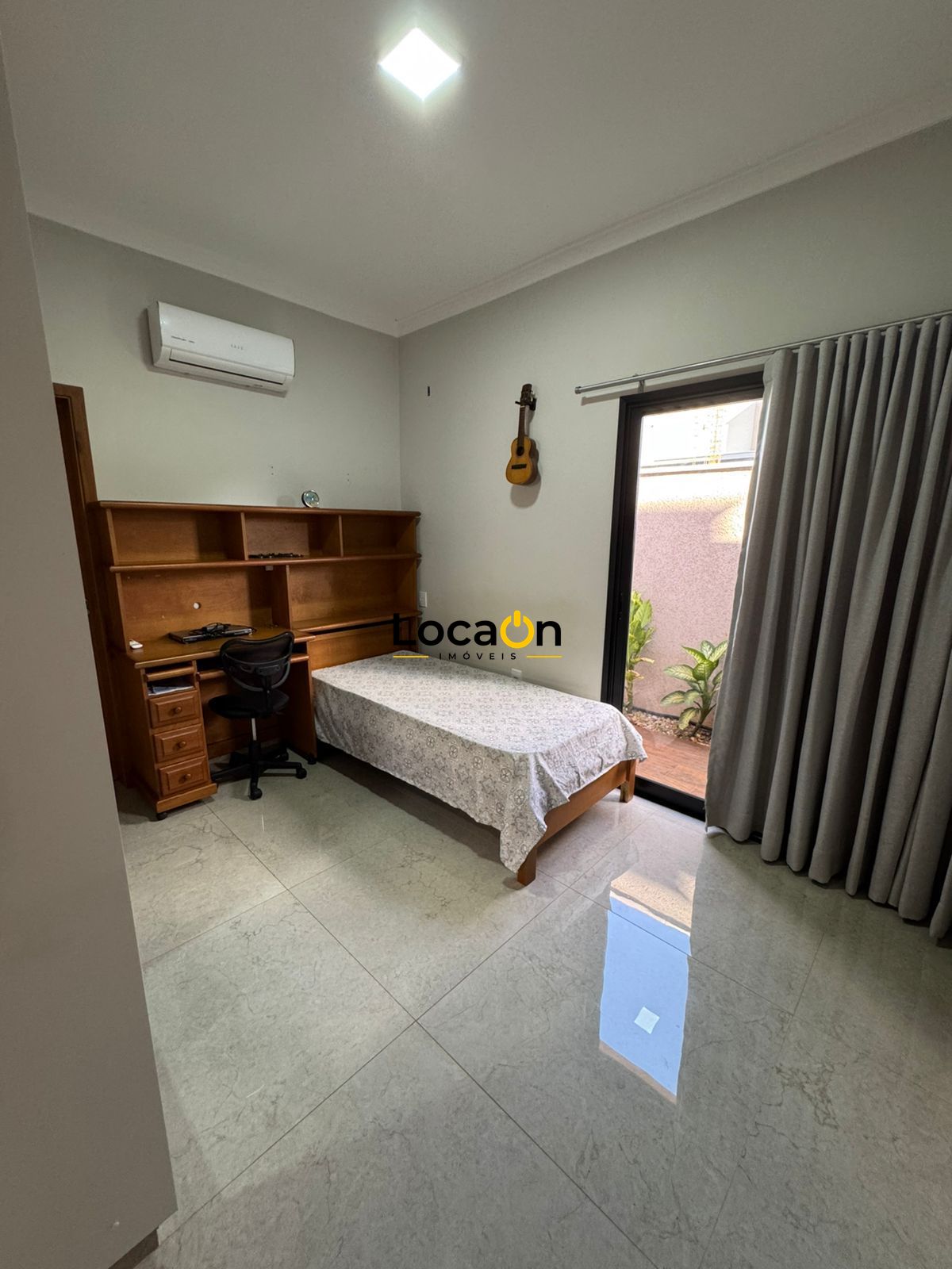 Vende-se casa no Quinta dos Ventos em Bonfim Paulista