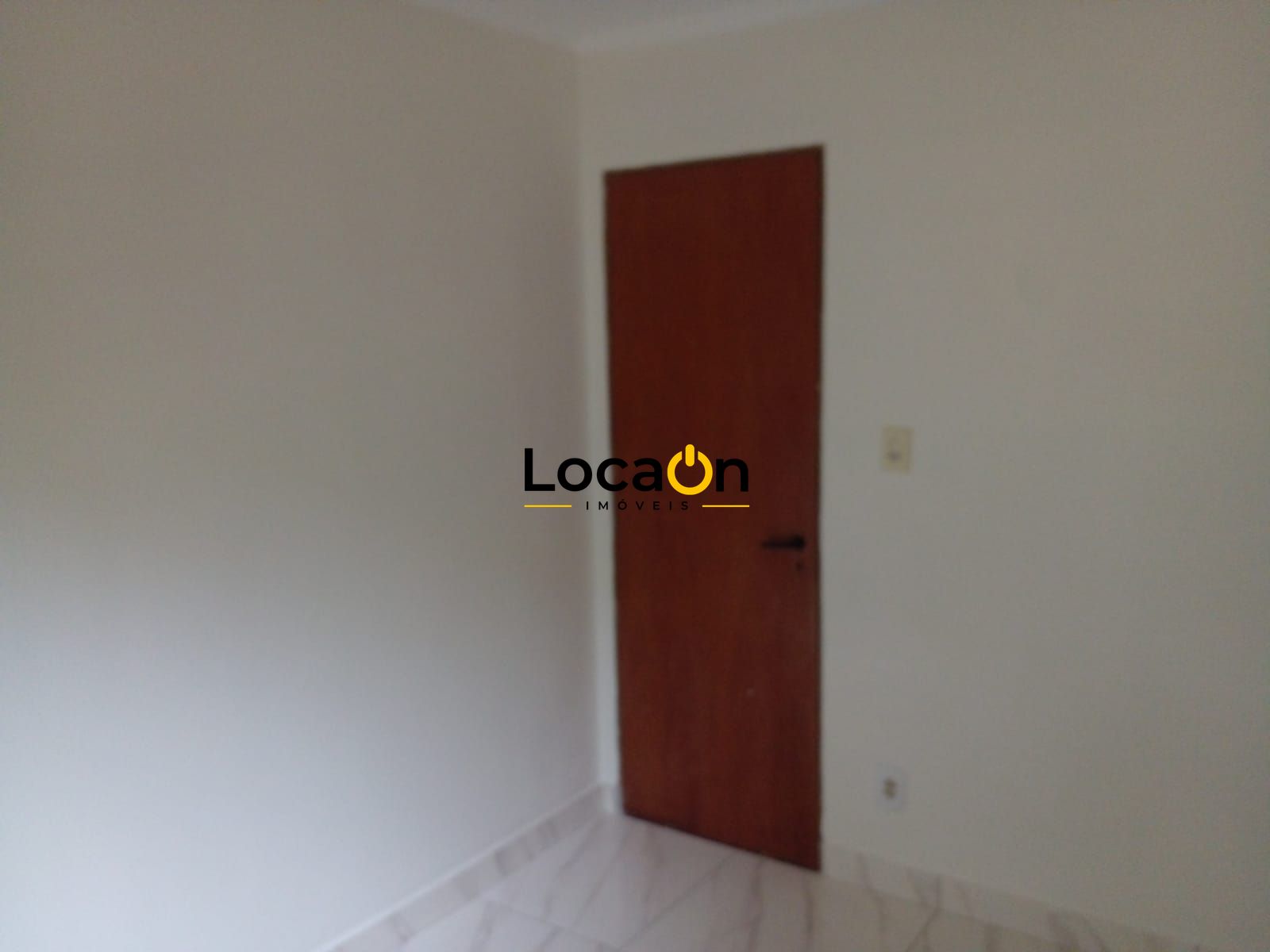 VENDE - Apartamento na Vila Virginia no Condominio Delboux E